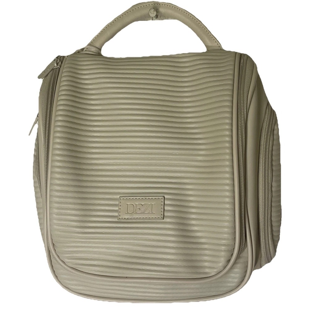 DEZI Skin Travel Hanging Toiletry Bag Organizer Beige Vegan‎ Leather NWT